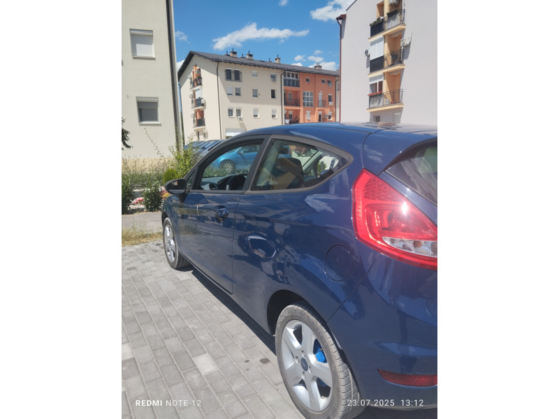 Транспорт - Легковые автомобили - Ford Fiesta 2009