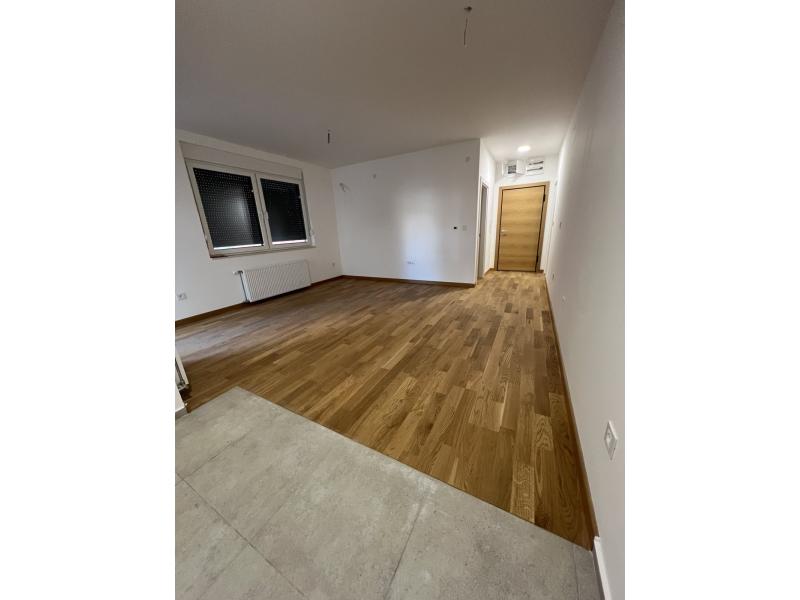 Недвижимость - Квартиры - 2-КОМНАТНАЯ КВАРТИРА, 42 м²