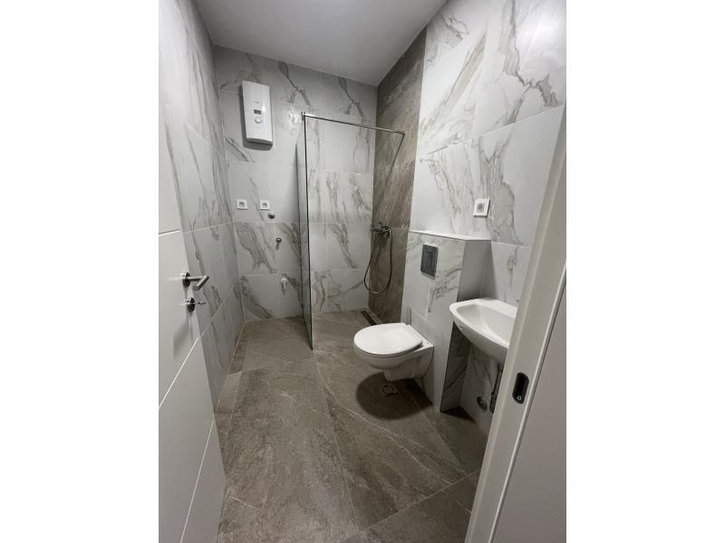 Недвижимость - Квартиры - 2-КОМНАТНАЯ КВАРТИРА, 42 м²