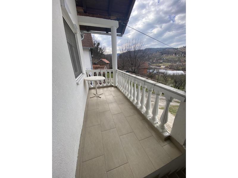 Недвижимость - Дома - ДОМ В СРЕМСКОЙ КАМЕНИЦЕ, 147м²