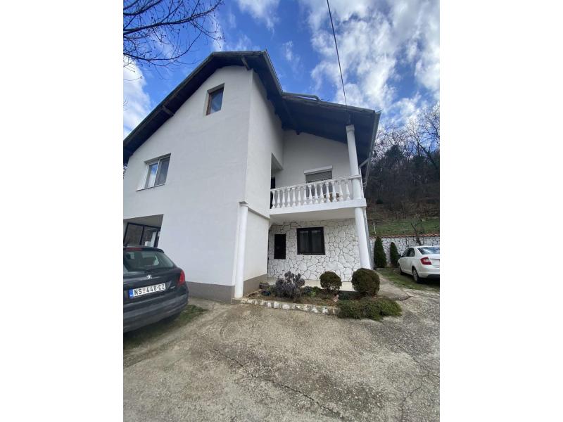 Недвижимость - Дома - ДОМ В СРЕМСКОЙ КАМЕНИЦЕ, 147м²