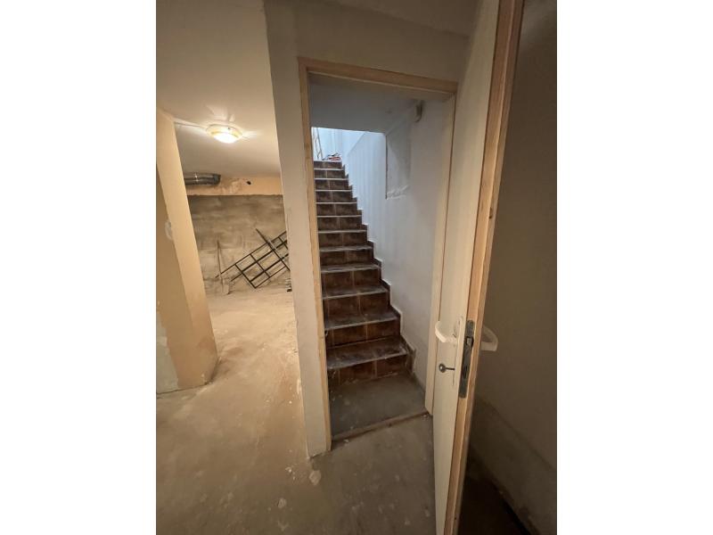 Некретнине - Куће - КУЋА У СРЕМСКОЈ КАМЕНИЦИ, 73м²