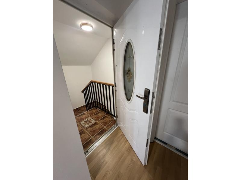 Некретнине - Куће - КУЋА У СРЕМСКОЈ КАМЕНИЦИ, 73м²