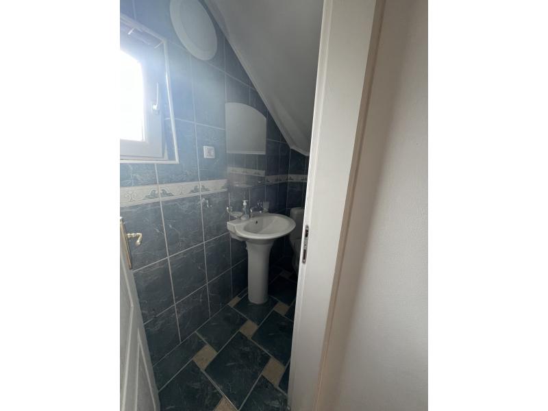 Некретнине - Куће - КУЋА У СРЕМСКОЈ КАМЕНИЦИ, 73м²