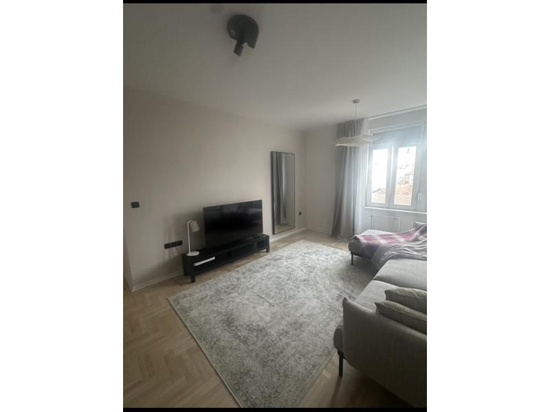 Nekretnine - Stanovi - 3-КОМНАТНАЯ КВАРТИРА, 68 м²