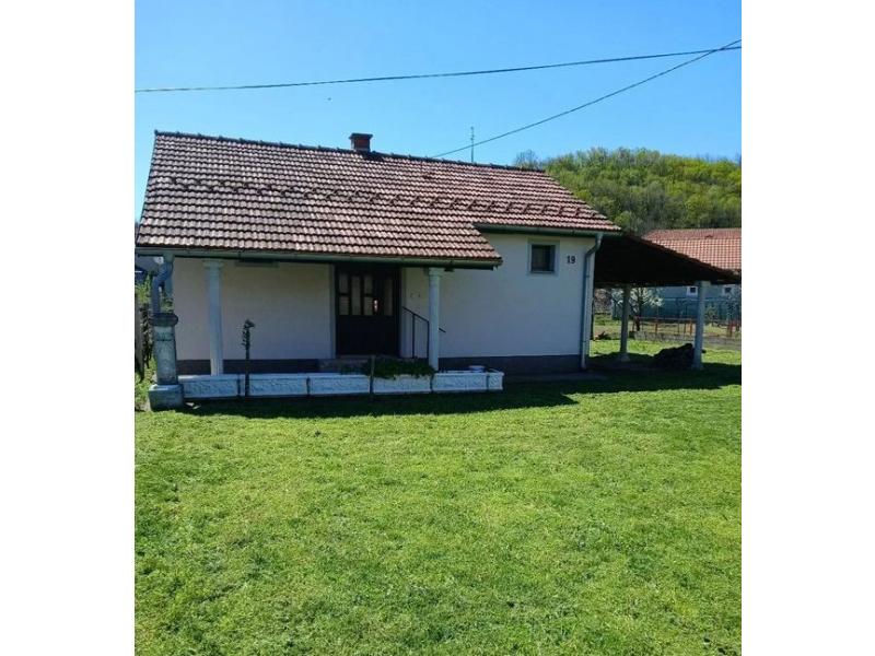 Недвижимость - Дома, дачи и виллы - ДОМ В БЕРЗОЙ ПАЛАНКЕ, 50 м²