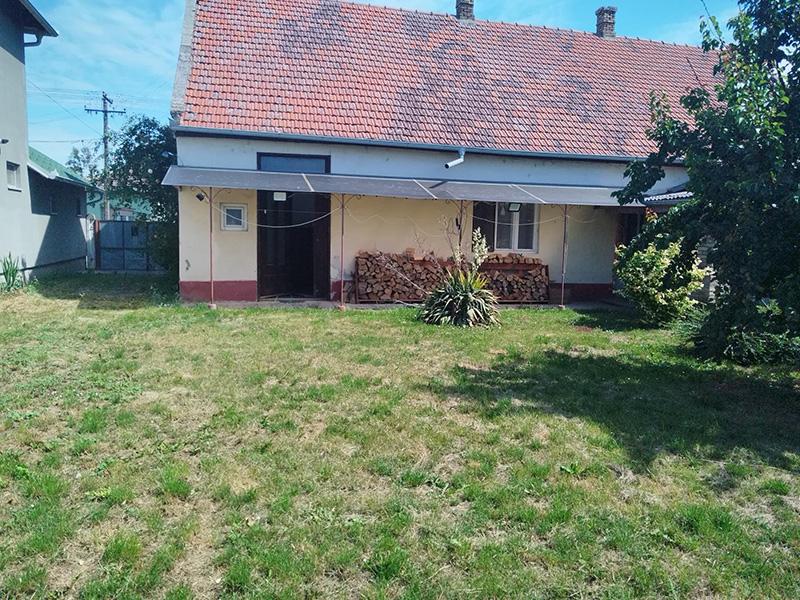 Недвижимость - Дома, дачи и виллы - ДОМ В СРБОБРАНЕ, 195 м²